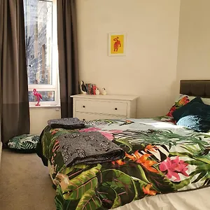 The Flat With The Pink Door Appartement
