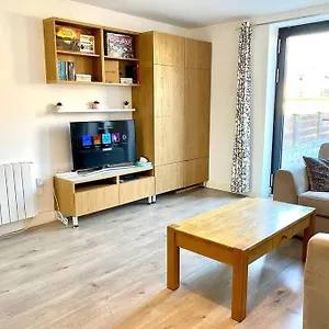 Modern With Private Terrace Apartment