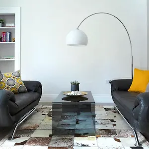 Bright 2 Bedroom Flat Next To Meadows Park Apartment