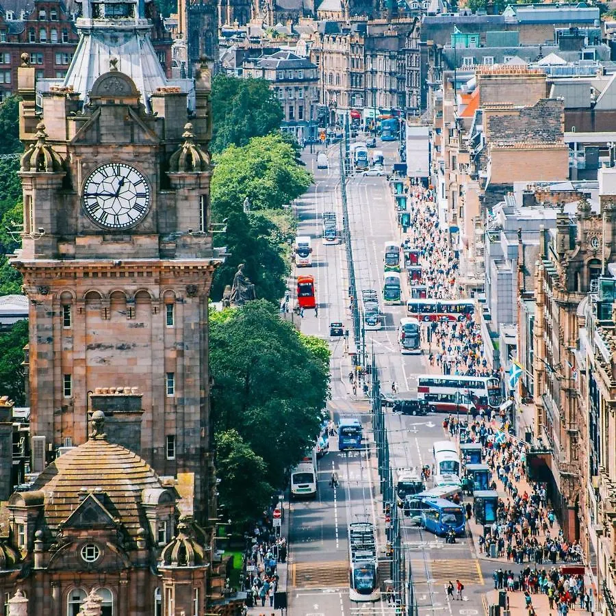 Entire Apartment In Edinburgh